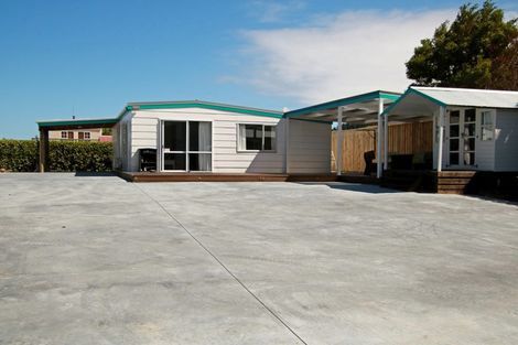 Photo of property in 10 Seaview Road, Herbertville, Dannevirke, 4970