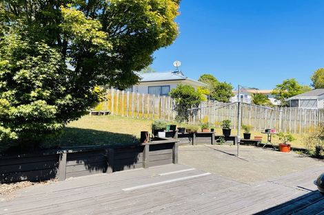 Photo of property in 58 Barbados Drive, Unsworth Heights, Auckland, 0632