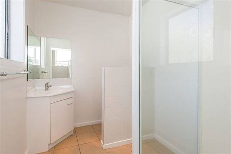 Photo of property in 103 Rattray Street, Riccarton, Christchurch, 8041