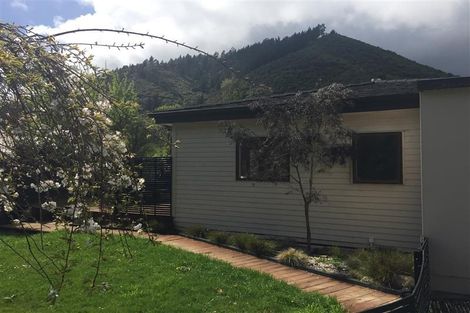 Photo of property in 16 Robinson Road, The Brook, Nelson, 7010