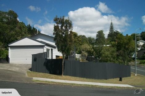 Photo of property in 24 Garton Drive, Massey, Auckland, 0614