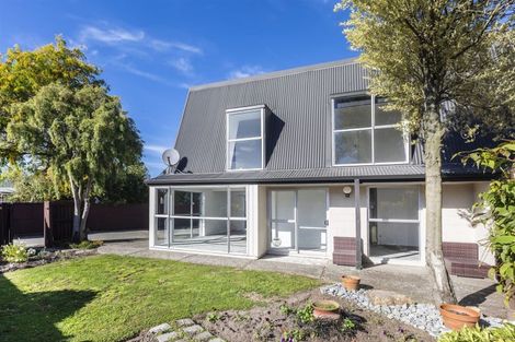 Photo of property in 2/22c Egmont Place, Bishopdale, Christchurch, 8051