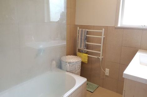 Photo of property in 63 Seine Road, Forrest Hill, Auckland, 0620