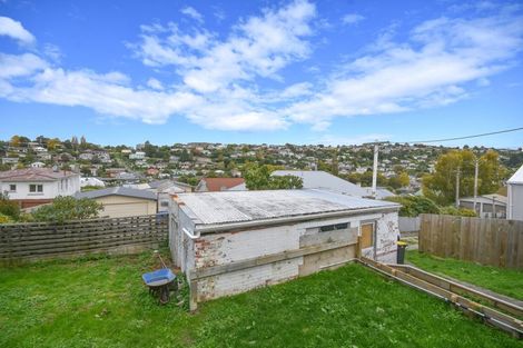 Photo of property in 31 Jellicoe Crescent, Kaikorai, Dunedin, 9010