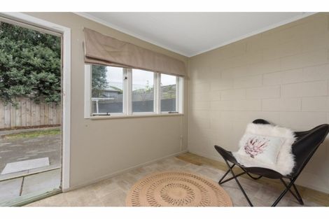 Photo of property in 2/566 Maunganui Road, Mount Maunganui, 3116