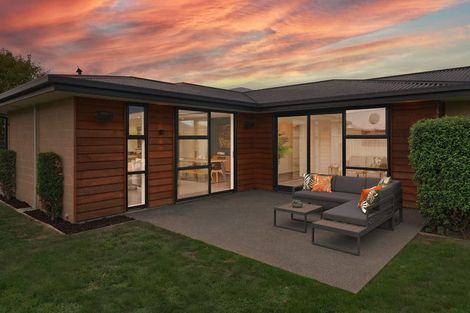 Photo of property in 20 Loxley Place, Lincoln, 7608