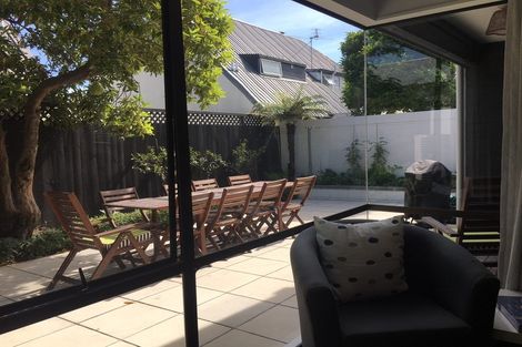Photo of property in 2/27 Shrewsbury Street, Merivale, Christchurch, 8014