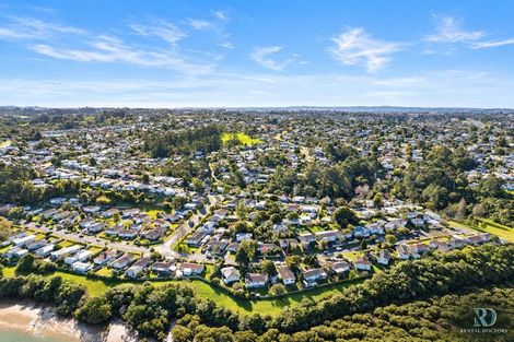 Photo of property in 38 Sunline Avenue, Massey, Auckland, 0614