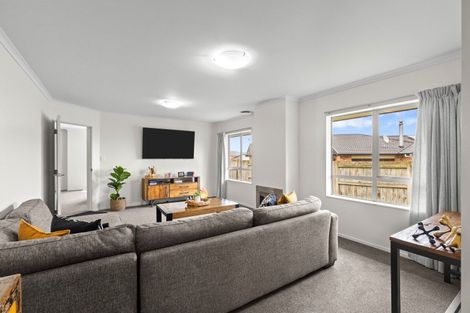 Photo of property in 33 Masefield Terrace, Kelvin Grove, Palmerston North, 4414