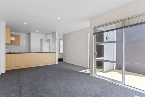 Photo of property in 2/3 Grove Road, Addington, Christchurch, 8024