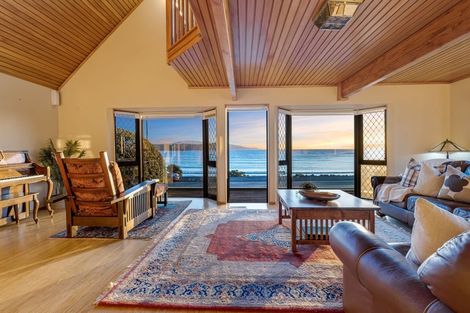 Photo of property in 45 Moana Road, Plimmerton, Porirua, 5026