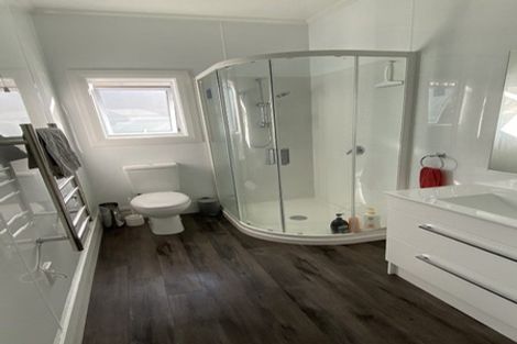 Photo of property in 39 Howe Street, North Dunedin, Dunedin, 9016