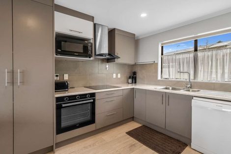 Photo of property in 8 Parkdale Drive, Aramoho, Whanganui, 4500