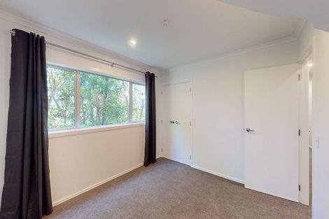 Photo of property in 3 Dunmail Way, Newlands, Wellington, 6037