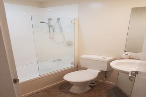 Photo of property in 11/93a Kelburn Parade, Kelburn, Wellington, 6012