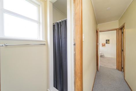 Photo of property in 5 Humphrey Street, Marton, 4710