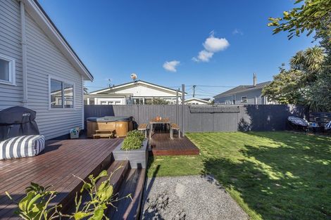 Photo of property in 3 Argentine Avenue, Miramar, Wellington, 6022