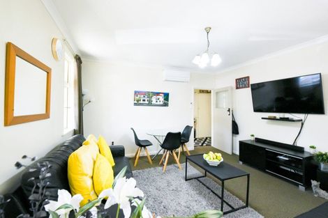 Photo of property in 11-19 Wellington Street, Picton, 7220