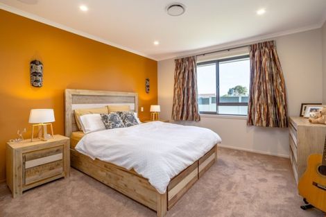 Photo of property in 1 Mcdonald Way, Lansdowne, Masterton, 5810