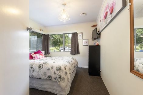 Photo of property in 13 Awhiorangi Promenade, Swanson, Auckland, 0816