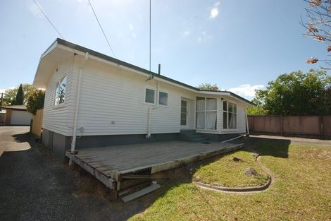 Photo of property in 1 Renata Crescent, Te Atatu Peninsula, Auckland, 0610
