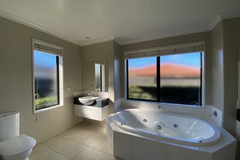 Photo of property in 73 Huntington Drive, Huntington, Hamilton, 3210