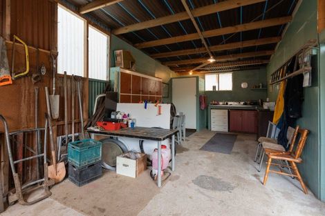 Photo of property in 1797 State Highway 3, Awahuri, Palmerston North, 4479