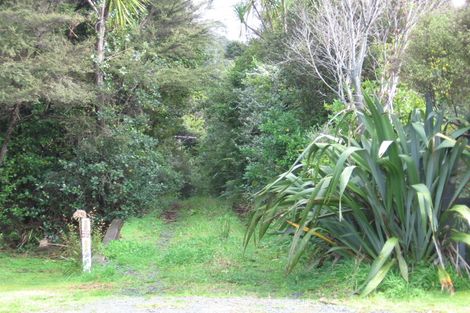 Photo of property in 36 Grand View Road, Leigh, 0985