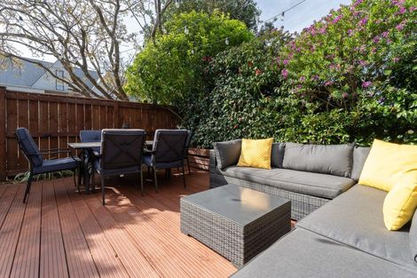 Photo of property in 2 Makatote Grove, Churton Park, Wellington, 6037