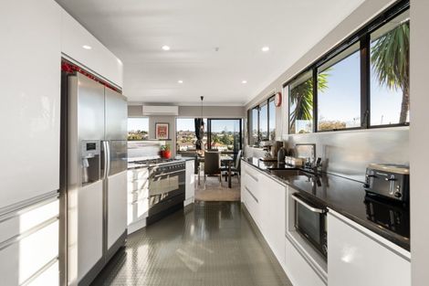 Photo of property in 77a Grange Road, Otumoetai, Tauranga, 3110