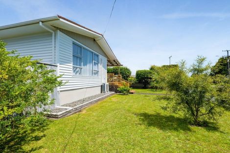 Photo of property in 18 Saxton Road, Upper Vogeltown, New Plymouth, 4310