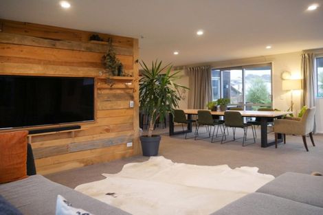 Photo of property in 22 Ruby Ridge, Wanaka, 9305