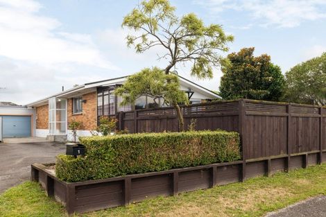 Photo of property in 1 Glading Place, St Andrews, Hamilton, 3200