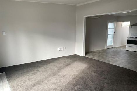 Photo of property in 18 Mcleod Road, Weymouth, Auckland, 2103