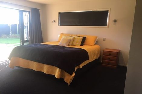 Photo of property in 34 Hollybush Drive, Brightwater, 7022