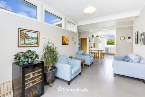 Photo of property in 9 Brentwood Street, Trentham, Upper Hutt, 5018