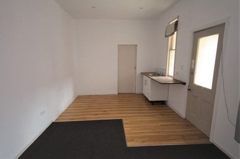 Photo of property in 4a Sullivan Avenue, Mangere Bridge, Auckland, 2022