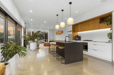 Photo of property in 221 Sylvia Road, Whangamata, 3620