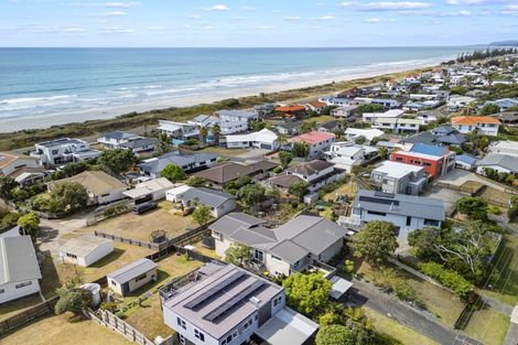 Photo of property in 49 Harbour Road, Ohope, 3121