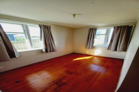 Photo of property in 24 Smiths Avenue, Papakura, 2110