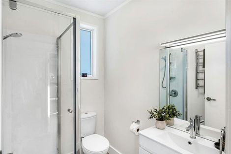 Photo of property in 1/19 Saltburn Road, Milford, Auckland, 0620