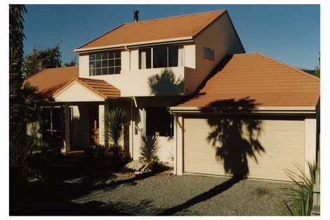 Photo of property in 33 Martin Street, Monaco, Nelson, 7011