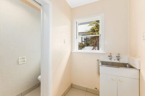 Photo of property in 10 Gardiner Grove, Wainuiomata, Lower Hutt, 5014