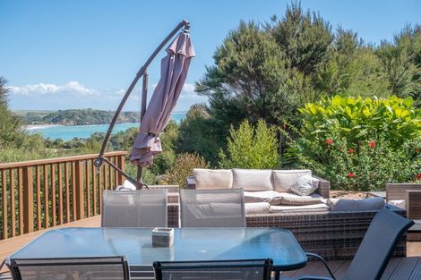 Photo of property in 97 Stratford Drive, Cable Bay, 0420