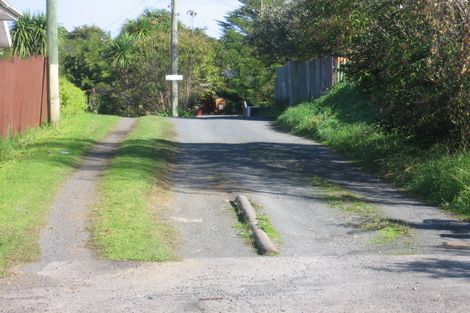 Photo of property in 10 Christmas Road, Manurewa, Auckland, 2102