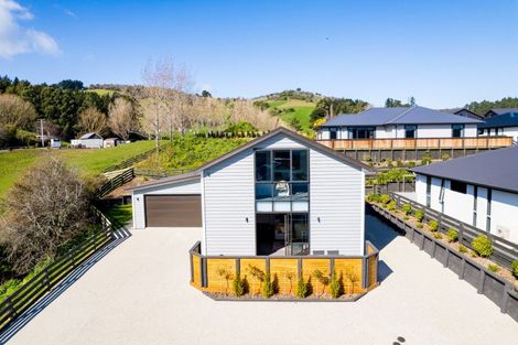 Photo of property in 15 Trudi Place, Green Island, Dunedin, 9018