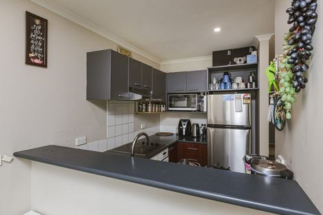 Photo of property in 20 Chapel Road, Flat Bush, Auckland, 2019