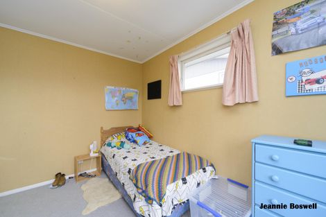 Photo of property in 11 Leslie Avenue, Cloverlea, Palmerston North, 4412