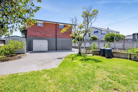 Photo of property in 16 Puni Street, Fitzroy, New Plymouth, 4312