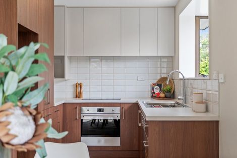 Photo of property in 2 Saskia Lane, Somerfield, Christchurch, 8024